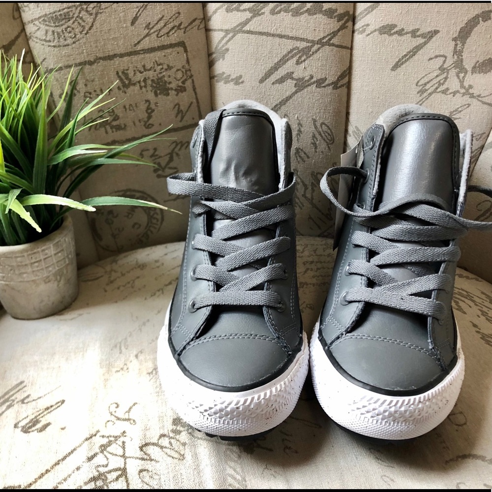 NWT High Top Converse